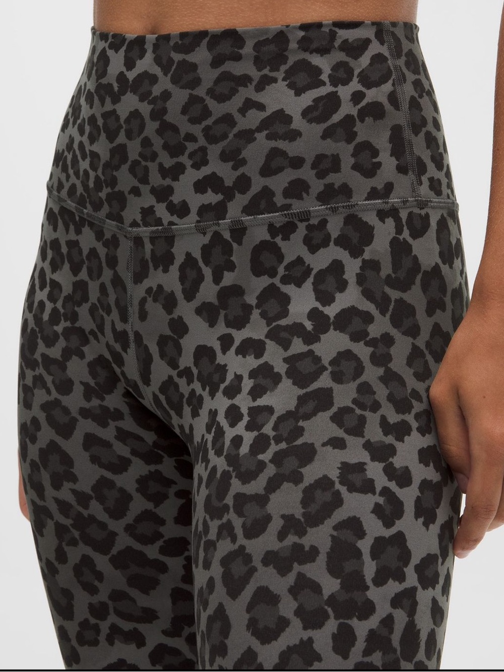 NWT lululemon Align™ High-Rise Pant 25” True Leopard Black Multi size 6 - Picture 4 of 5